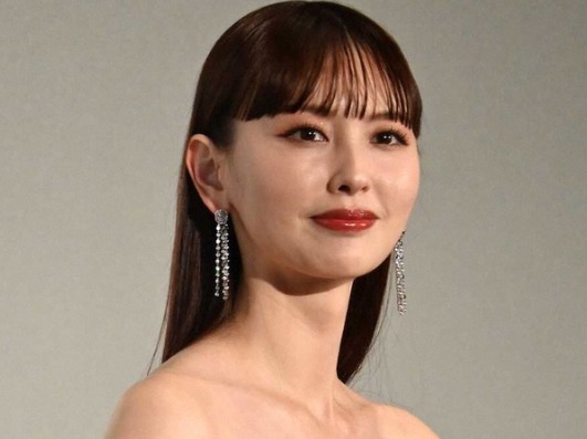 鈴木えみ